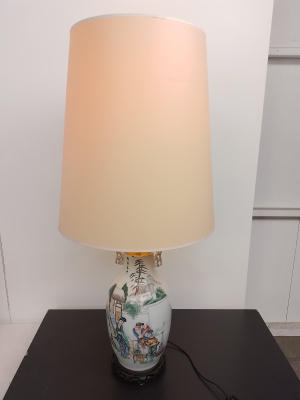 Grote Chinese vloerlamp